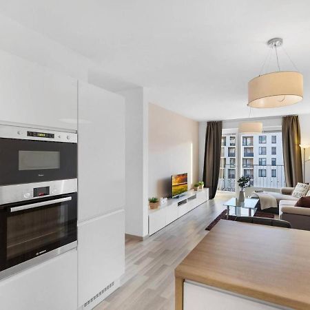 Sunflower - Modern Large Charming Apartment With Balcony Братислава Экстерьер фото